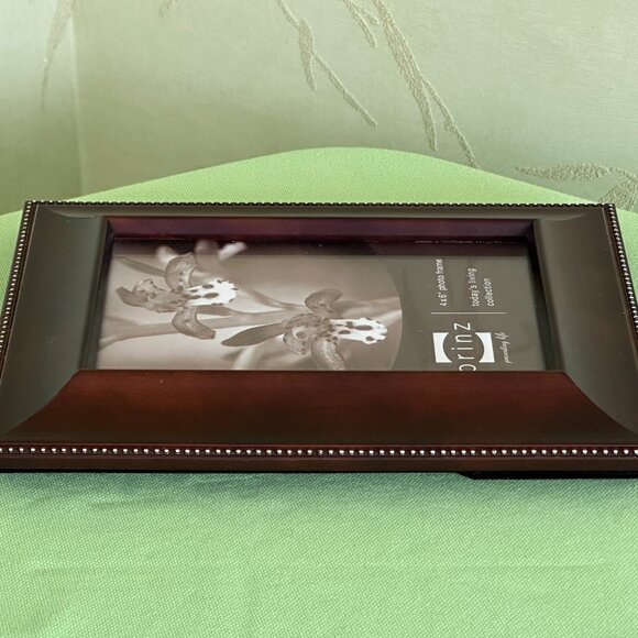 PRINZ WALNUT WOOD 4" X 6" PHOTO PICTURE FRAME:NIB MANDALAY SERIES - Picture 6 of 12
